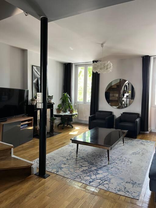 Duplex De Charme En Centre Ville Avec Terrasse Brive-la-Gaillarde Eksteriør billede